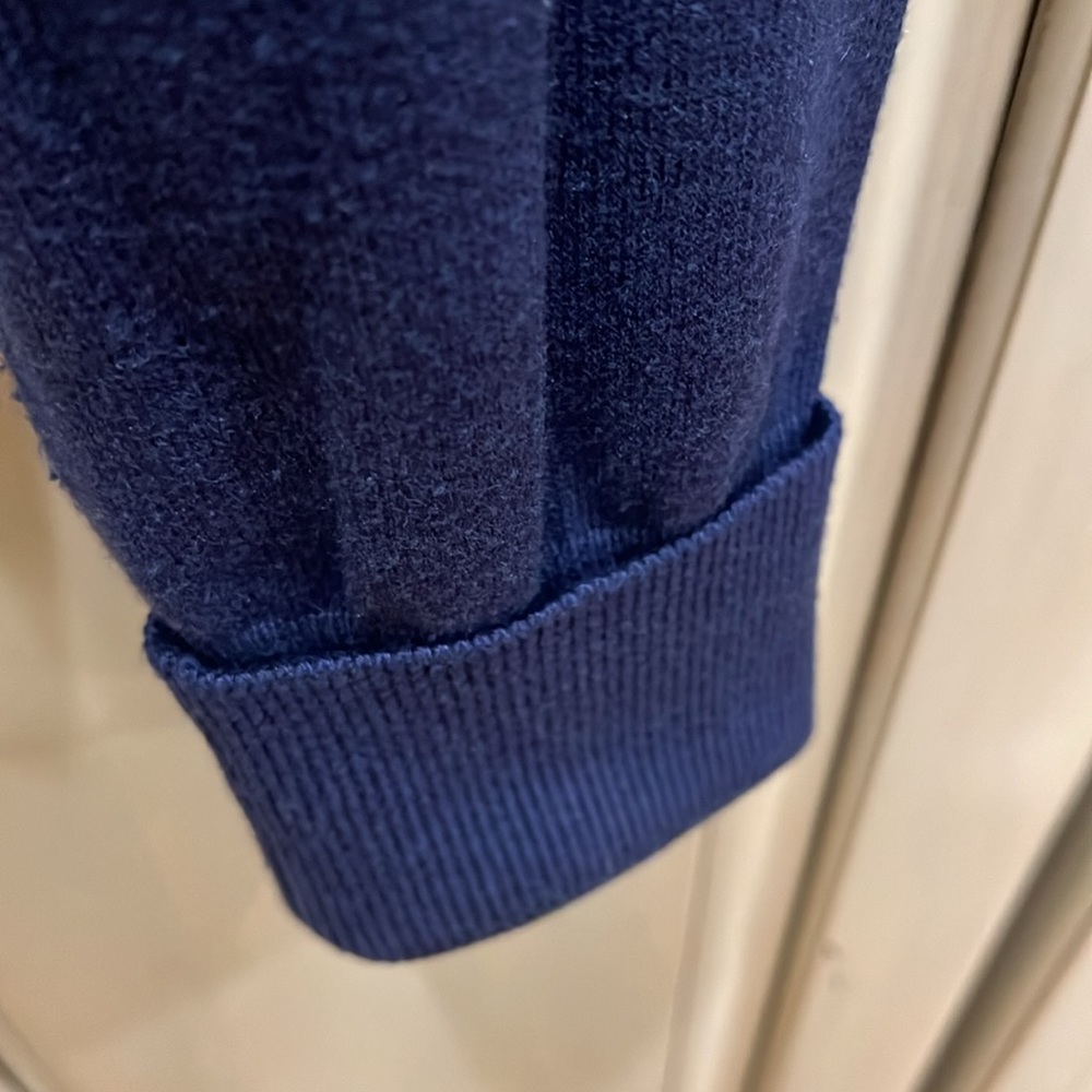 Clubhouse Collection Sweater - Picture 4 of 5